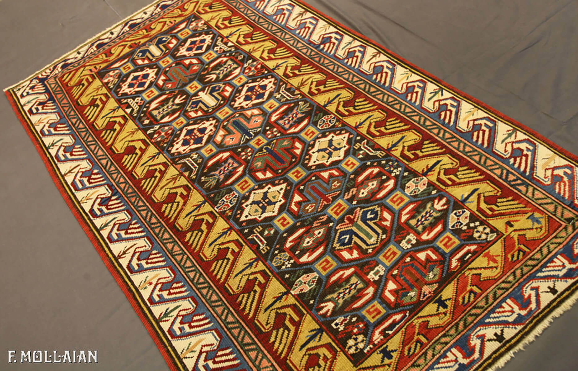 Antique Azerbaijani Seychour (Zeikhur) Rug n°:17994973